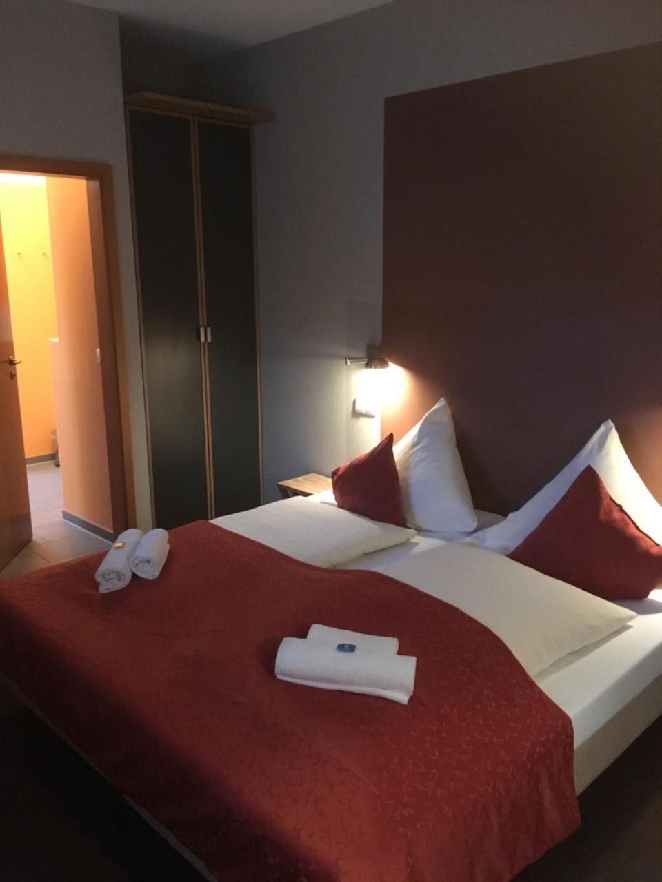 Maxi'S Hotel Steinfeld  外观 照片